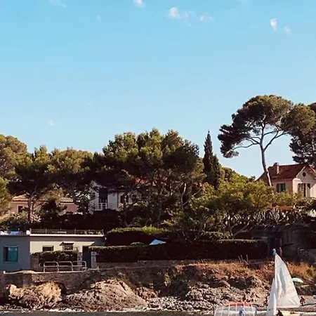 Unique ! Waterfront Flat In Saint-Aygulf